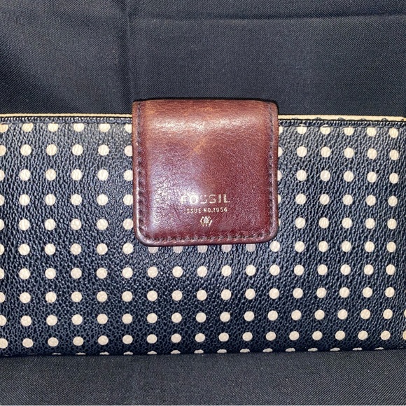 Fossil Polka Dot Wallet - Picture 1 of 9